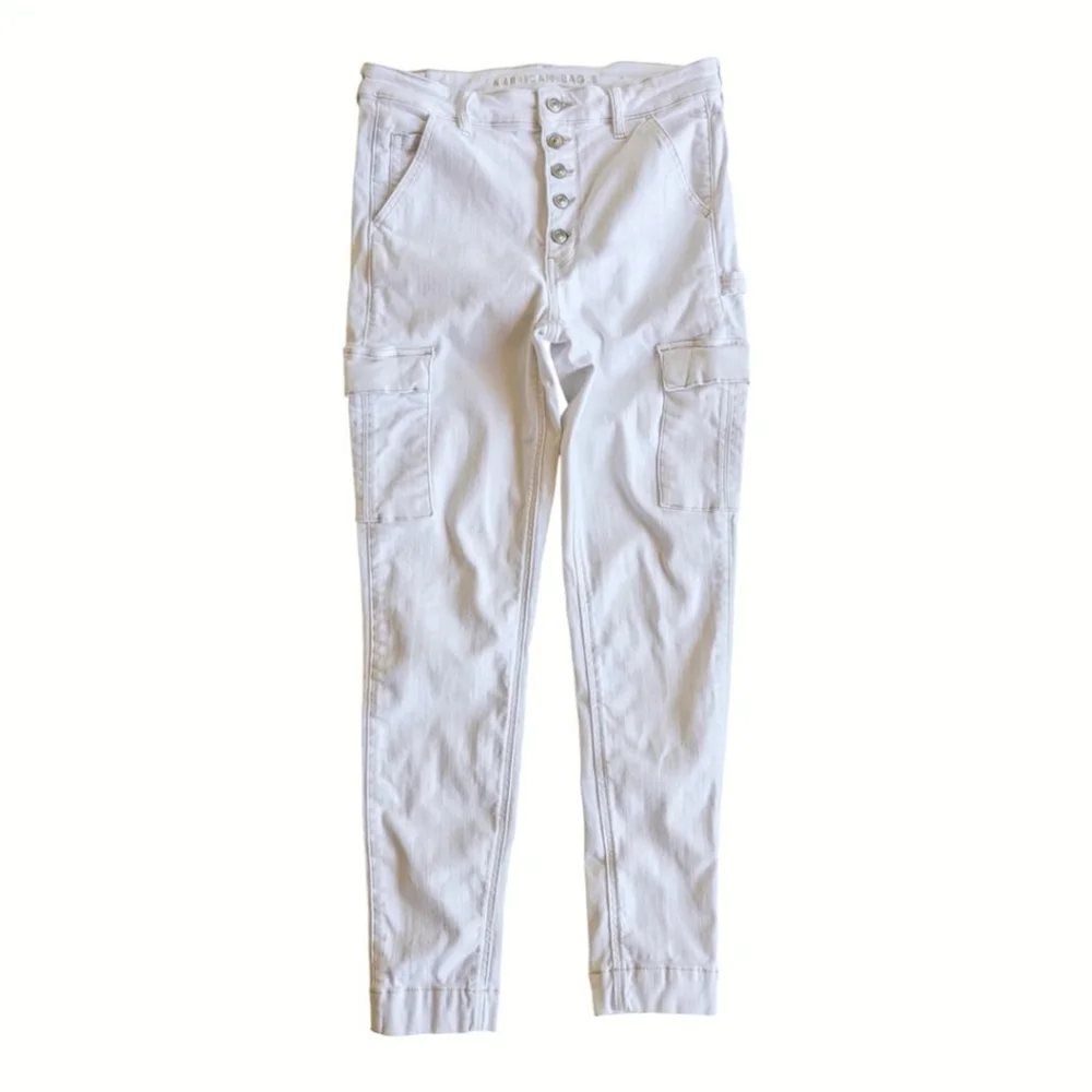 American Eagle Women’s Cargo Button Fly Next Level High Waist Jeans Sz 10 White